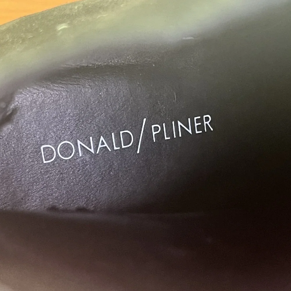 DONALD/PLINER Women's Black Suede 3